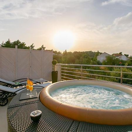 Villa Kora - Luxury Holiday Apartments Lumbarda Exterior foto